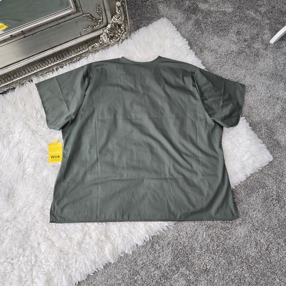 Wink Scrub Top Women Classic Fit. Size 3XL. New. - Picture 3 of 8